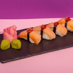 Smoked Spicy Nigiri